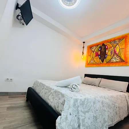 Apartment Sea View Apartment: Beachside Comfort With Wi-fi And Parking