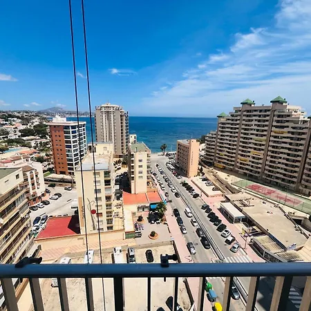 Sea View Apartment: Beachside Comfort With Wi-fi And Parking Apartment Calpe
